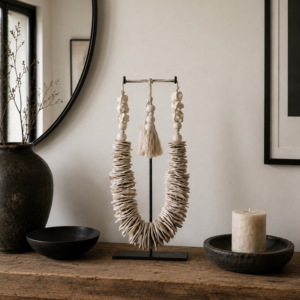 Collar blanco pedestal